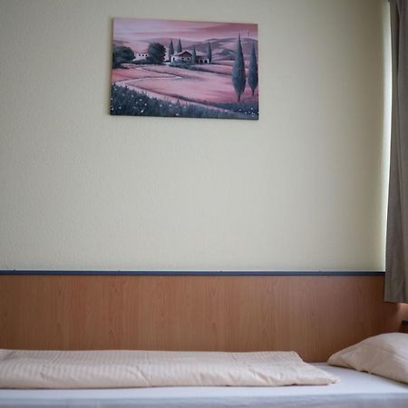 Radlstadl - Brauhaus Und Hotel Kaarst Dış mekan fotoğraf